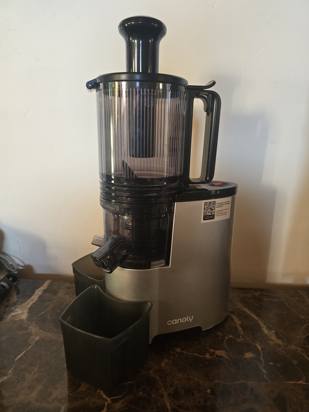 Canoly Slow Cold Press Juicer - Gray and Black